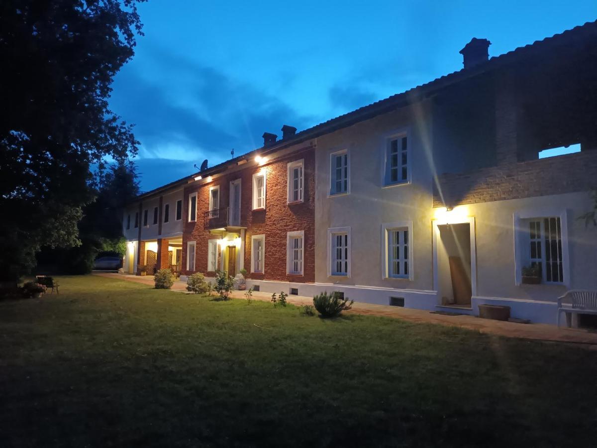 Guest House La Carolina Tigliole Εξωτερικό φωτογραφία