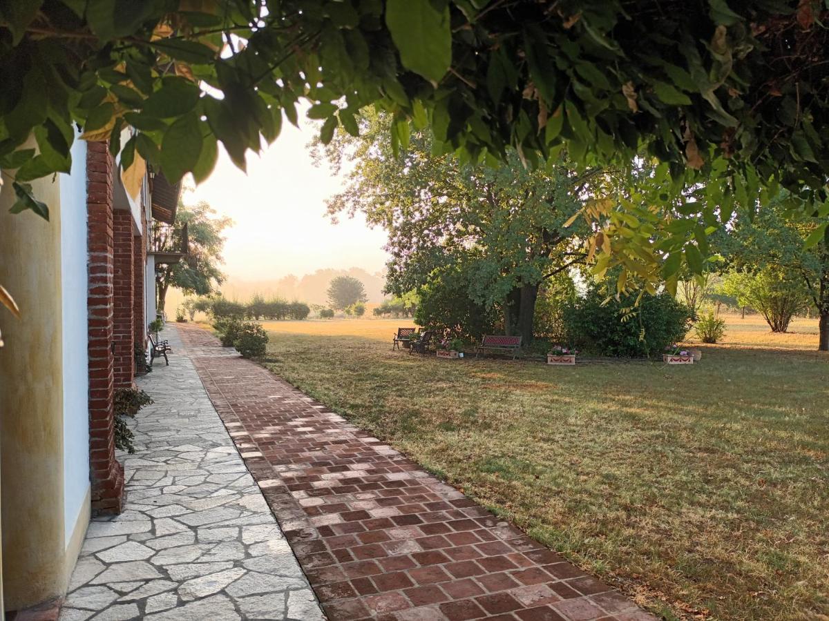 Guest House La Carolina Tigliole Εξωτερικό φωτογραφία