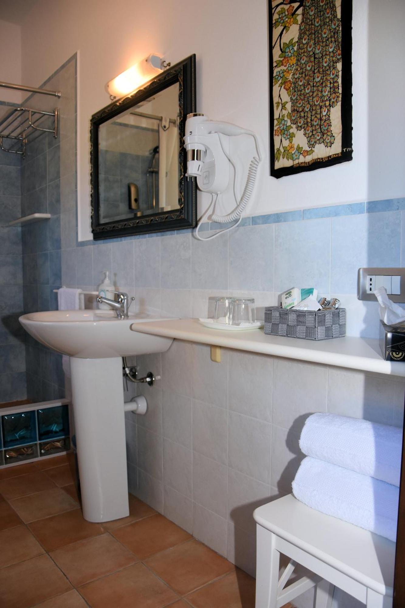 Guest House La Carolina Tigliole Εξωτερικό φωτογραφία